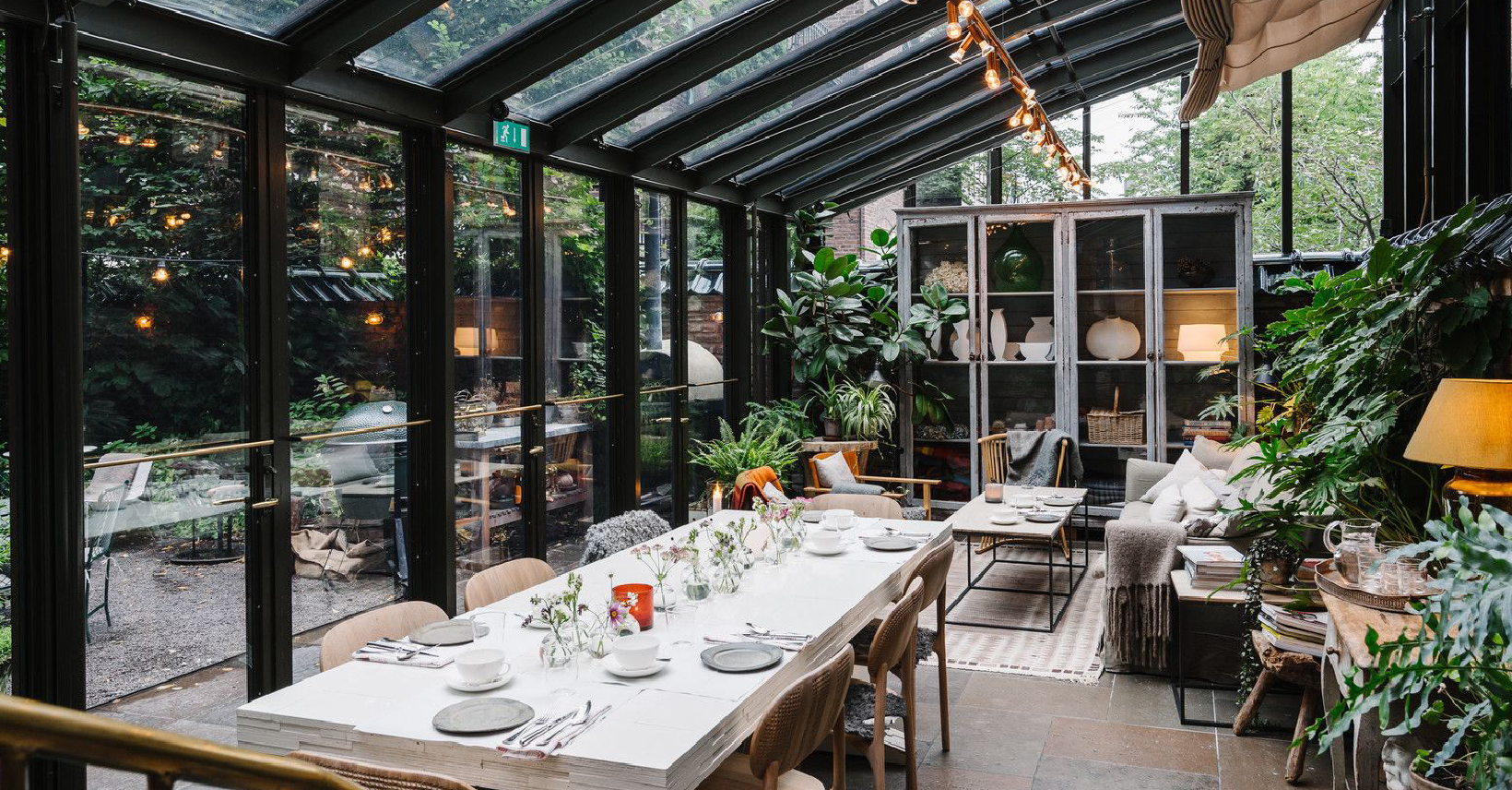 کافه لاکچری در ونک